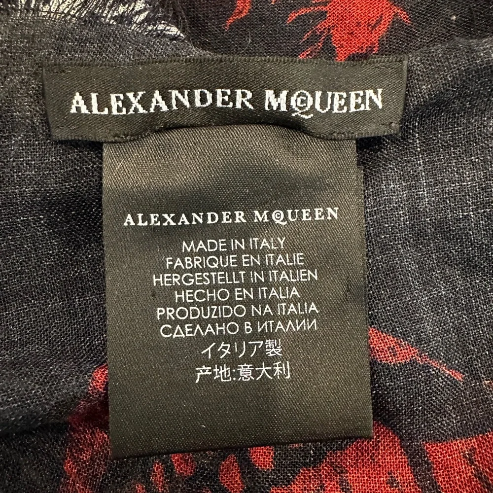 Alexander McQueen Black Scarf with Red and White Graphics - Picture 6 of 7